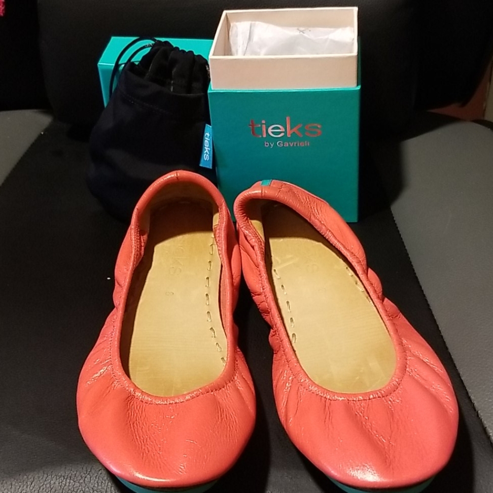 Tikes Flats